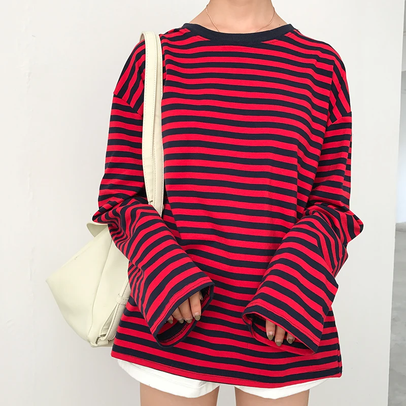 Autumn Harajuku Stripe women O-neck loose fashion tops Korea large size new hip hop chic fun cotton casual shirt
Autumn Harajuku Stripe women O-neck loose fashion tops Korea large size new hip hop chic fun cotton casual shirt