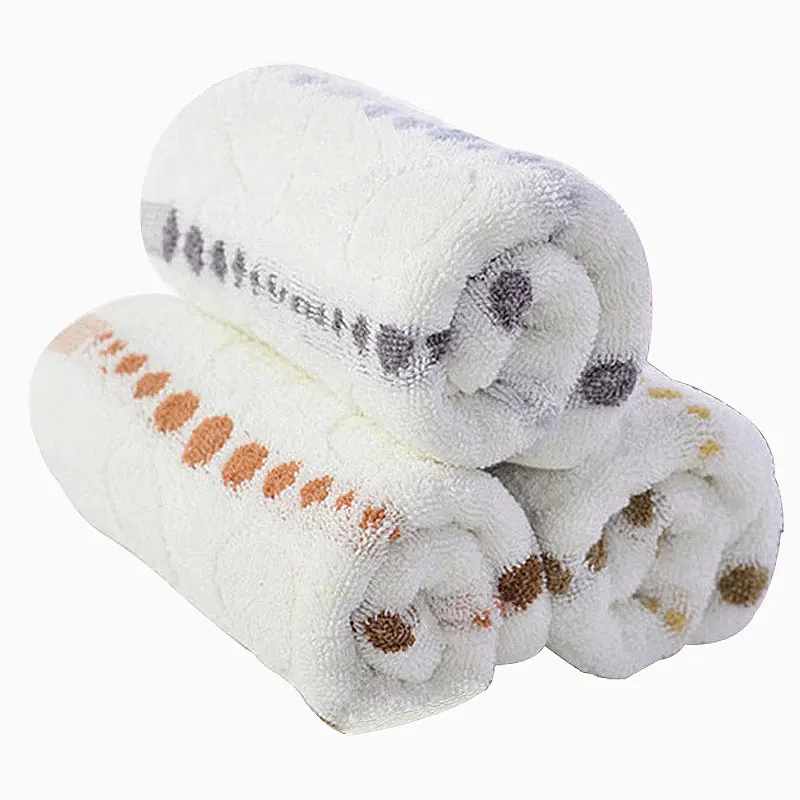 New Cotton Soft Smooth Jacquard Towel Conventional Unisex Towel Fashion Printing and Dyeing Dot Pattern Absorbent Face Towels
New Cotton Soft Smooth Jacquard Towel Conventional Unisex Towel Fashion Printing and Dyeing Dot Pattern Absorbent Face Towels