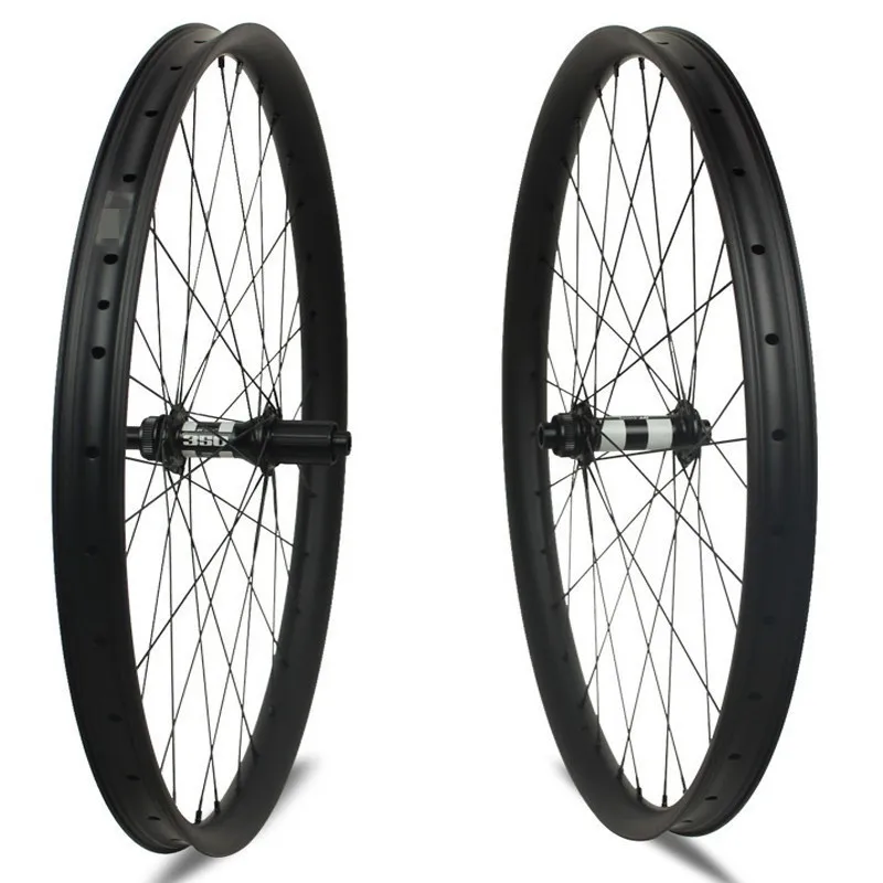 One Pair 29'' Carbon Mountain Bike Wheelset DT swiss 350 Hub Center Lock Top Quality MTB Wheels Tubeless Super Light Weight Bike
One Pair 29'' Carbon Mountain Bike Wheelset DT swiss 350 Hub Center Lock Top Quality MTB Wheels Tubeless Super Light Weight Bike