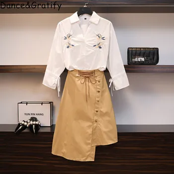 Fashion Plus Size Suit Women Spring Embroidery Flowers Shirt + Irregular Bandage Skirt Two-piece Ladies Elegant Skirts Sets
Fashion Plus Size Suit Women Spring Embroidery Flowers Shirt + Irregular Bandage Skirt Two-piece Ladies Elegant Skirts Sets