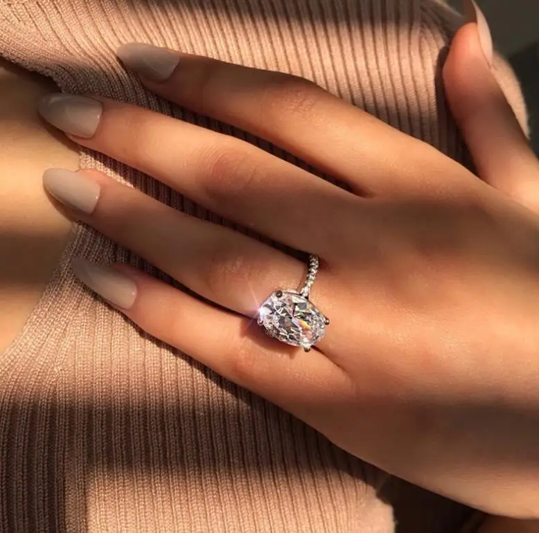 Fashion Women Dazzling Classic Engagement Ring 6 Claws Design AAA White Cubic Zircon Female Women Wedding Band CZ Rings Jewelry
Fashion Women Dazzling Classic Engagement Ring 6 Claws Design AAA White Cubic Zircon Female Women Wedding Band CZ Rings Jewelry