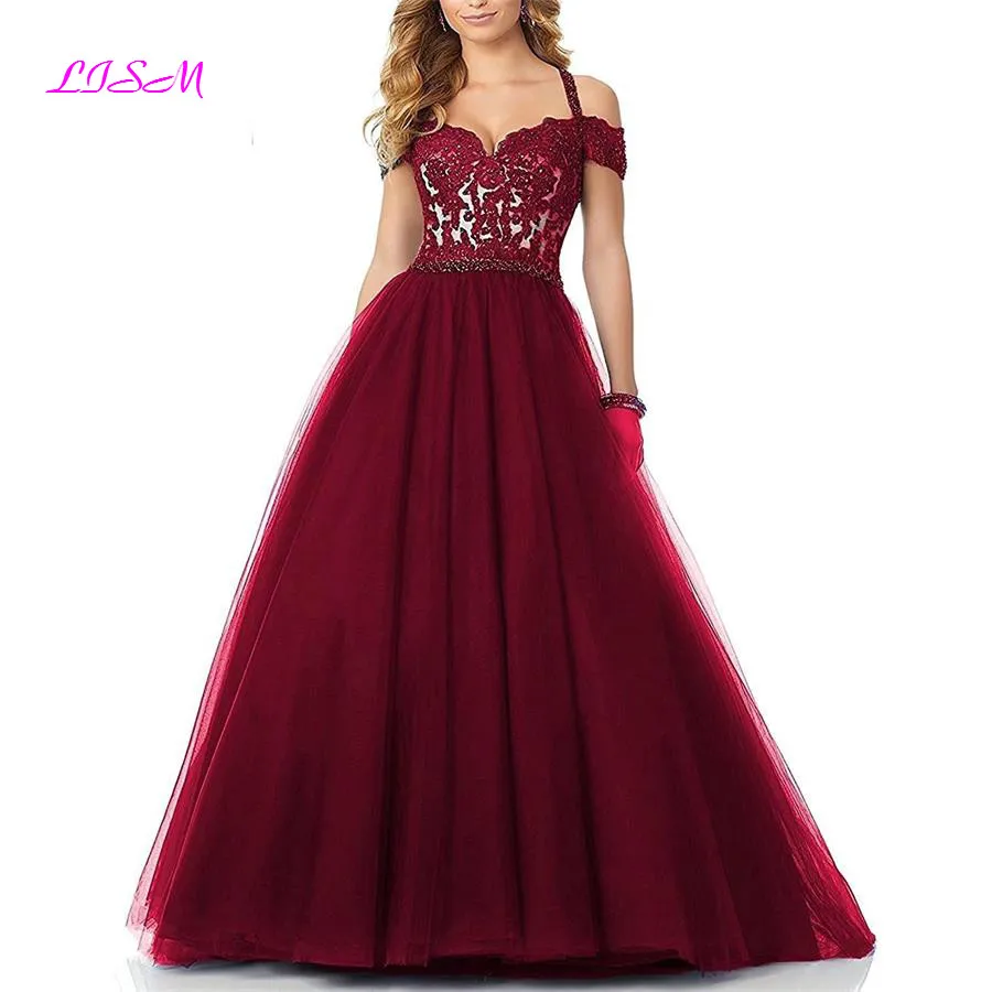 Halter Off Shoulder Ball Gown Prom Dresses Appliques Beaded Long Evening Dress vestidos de noche largos elegantes de fiesta 2018
Halter Off Shoulder Ball Gown Prom Dresses Appliques Beaded Long Evening Dress vestidos de noche largos elegantes de fiesta 2018