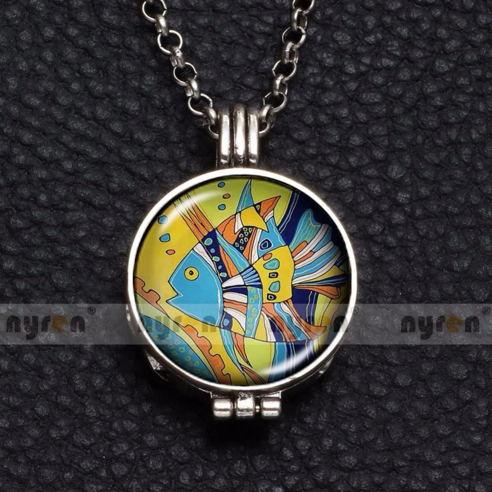 Silver Charms Pendant Art Fish Themes Perfume Aroma Pendant Necklace With Foam 25mm Glass Charms Link Chain 62cm Length DZ1796
Silver Charms Pendant Art Fish Themes Perfume Aroma Pendant Necklace With Foam 25mm Glass Charms Link Chain 62cm Length DZ1796