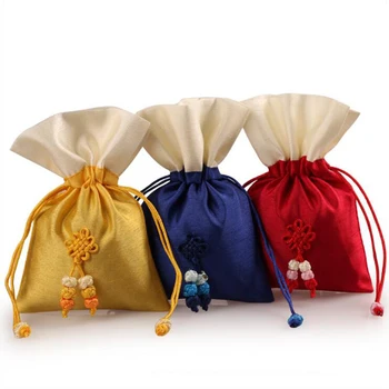 Hot Sale Wedding party gift Pouch Candy Bag Classic Chinese Embroidery Jewelry Bag Storage Organizer (10pcs/lot) free shipping
Hot Sale Wedding party gift Pouch Candy Bag Classic Chinese Embroidery Jewelry Bag Storage Organizer (10pcs/lot) free shipping