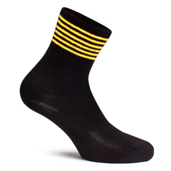 2018 Professional brand Cycling sport socks Protect feet breathable wicking socks cycling socks Bicycles Socks
2018 Professional brand Cycling sport socks Protect feet breathable wicking socks cycling socks Bicycles Socks