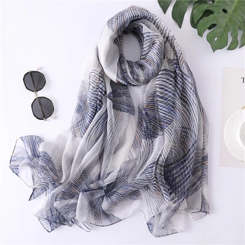 2020 summer women scarf fashion print silk scarves for lady pashmina female beach stoles hijabs scarfs bandana foulard echarpe
2020 summer women scarf fashion print silk scarves for lady pashmina female beach stoles hijabs scarfs bandana foulard echarpe