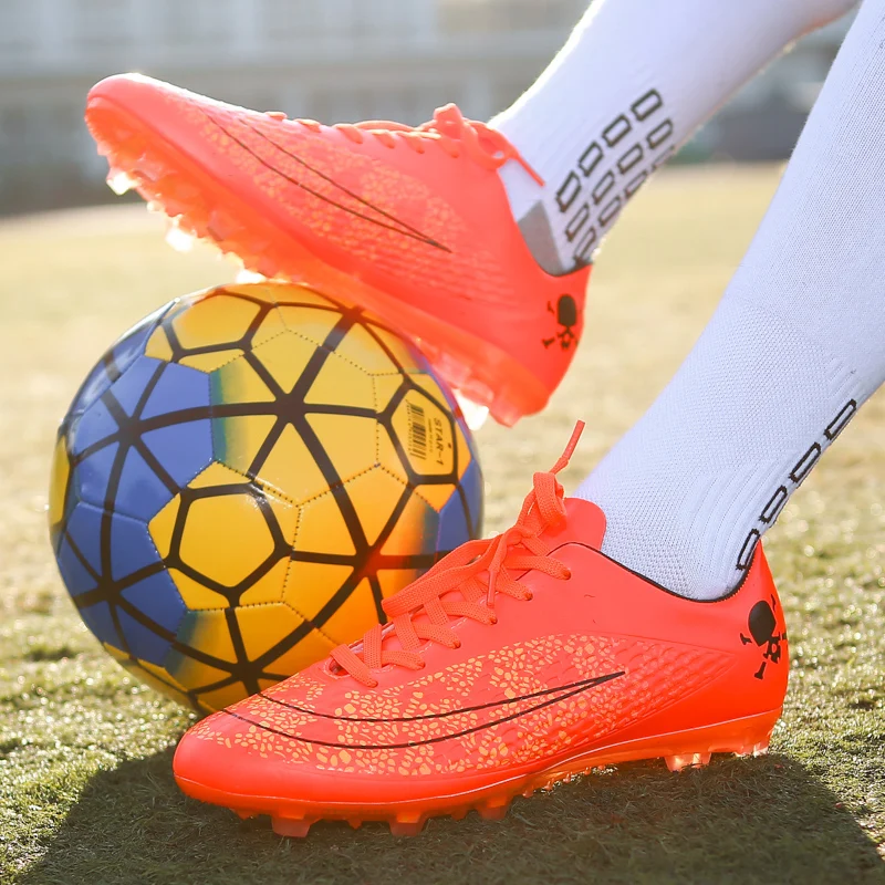 BomKinta 2019 Men Soccer Shoes Boy Futsal Sneakers Gold Orange Football Boots Professional Indoor Trainers Non-Slip Sport Shoes
BomKinta 2019 Men Soccer Shoes Boy Futsal Sneakers Gold Orange Football Boots Professional Indoor Trainers Non-Slip Sport Shoes