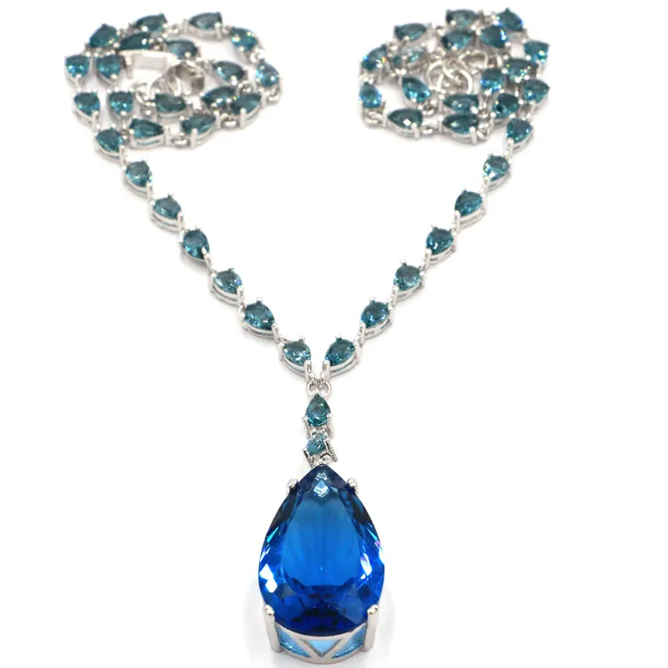 SheCrown Hot Sell London Blue Topaz White CZ Woman's Present 925 Silver Necklace 18-18.5in 50x20mm
SheCrown Hot Sell London Blue Topaz White CZ Woman's Present 925 Silver Necklace 18-18.5in 50x20mm
