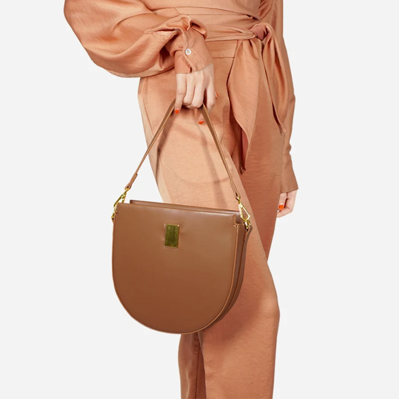 Fashion Large Capacity Shoulder Bags For Female Vintage High Quality Pu Leather Totes Ladies Simple Practical Crossbody New Bags
Fashion Large Capacity Shoulder Bags For Female Vintage High Quality Pu Leather Totes Ladies Simple Practical Crossbody New Bags