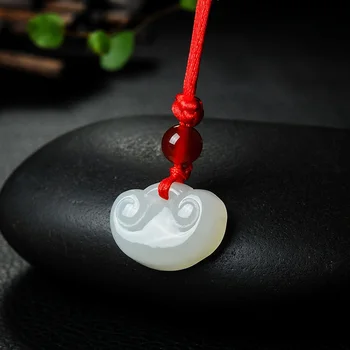 Natural White Jadeite Yuan Bao Pendant Necklace Weave String Lock Pendant Baby Pendant
Natural White Jadeite Yuan Bao Pendant Necklace Weave String Lock Pendant Baby Pendant