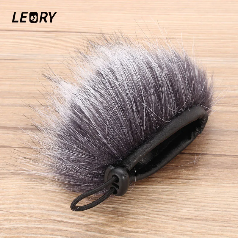 LEORY Digital Voice Recorder Artificial Furry Muff Windscreen Sound Dictaphone Outdoor Wind Sleeve Windshield Cover For ZOOM H1
LEORY Digital Voice Recorder Artificial Furry Muff Windscreen Sound Dictaphone Outdoor Wind Sleeve Windshield Cover For ZOOM H1