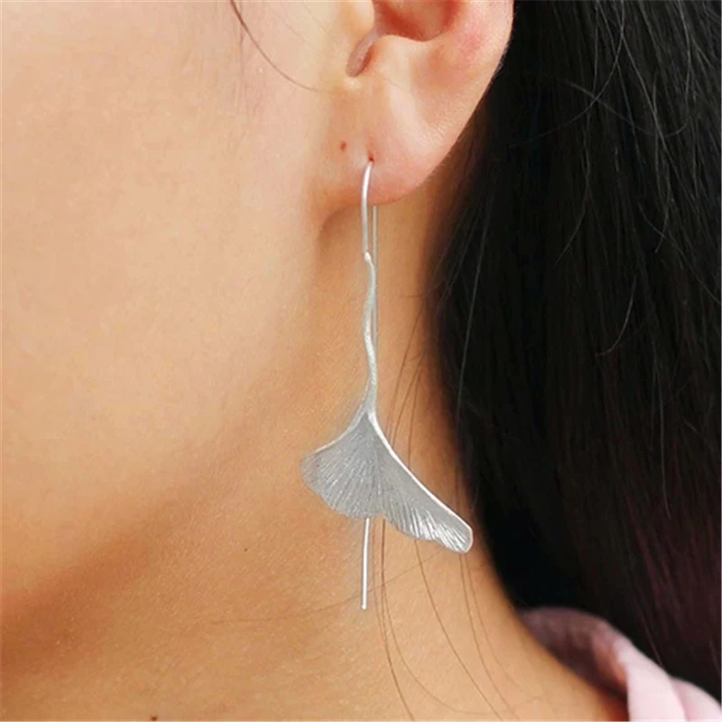 Lotus Fun Real 925 Sterling Silver Natural Handmade Designer Fine Jewelry Ginkgo Leaf Fashion Dangle Earrings for Women Brincos
Lotus Fun Real 925 Sterling Silver Natural Handmade Designer Fine Jewelry Ginkgo Leaf Fashion Dangle Earrings for Women Brincos