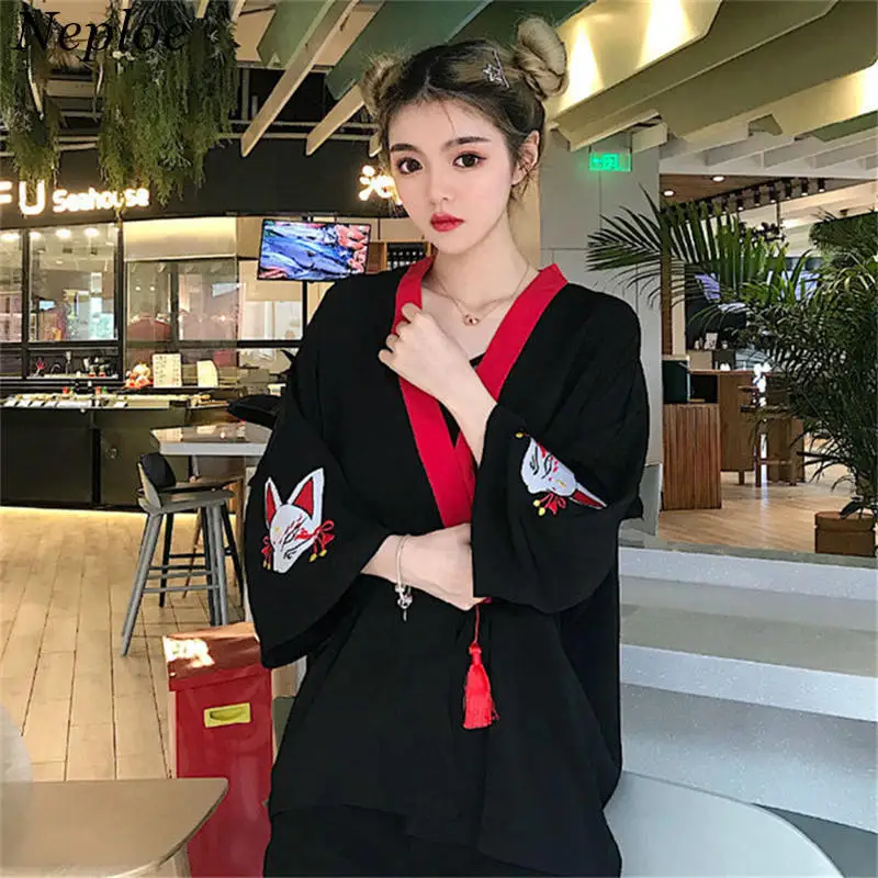 WHOHOLL Japanese Kimono Summer Embroidery Women Harajuku Cardigan Loose Shirt Tops Casual Female Tassel Kimonos Outwear 35713
WHOHOLL Japanese Kimono Summer Embroidery Women Harajuku Cardigan Loose Shirt Tops Casual Female Tassel Kimonos Outwear 35713