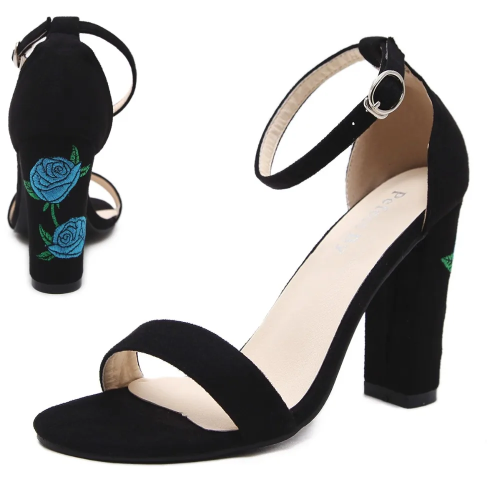 Nice High Qulity Tzapatos Mujer Wedding Shoes High Embroider Heels Women Sandals Pumps Summer Woman Chaussure Femme PL161626
Nice High Qulity Tzapatos Mujer Wedding Shoes High Embroider Heels Women Sandals Pumps Summer Woman Chaussure Femme PL161626