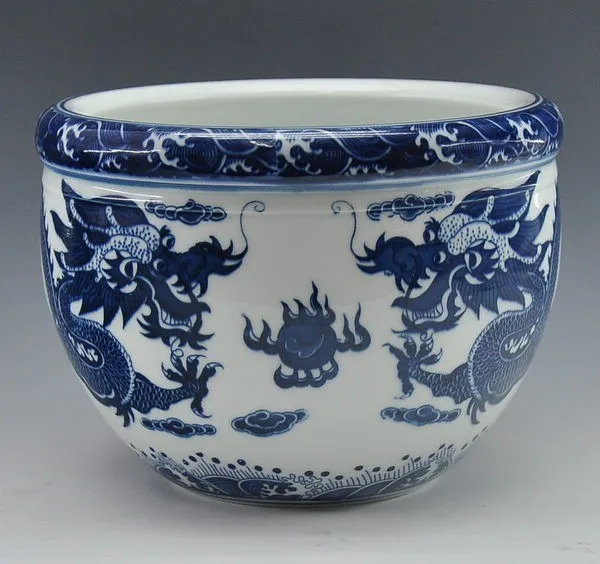 8/" Chinese Blue and white Porcelain painted Feng shui Plate w Qianlong Mark