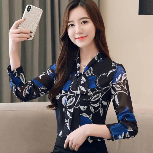 2019 Korean Style Women Blue Printed Chiffon Blouse Shirt Long Sleeve V-neck Fashion Formal Female Work Wear Clothes Casual
2019 Korean Style Women Blue Printed Chiffon Blouse Shirt Long Sleeve V-neck Fashion Formal Female Work Wear Clothes Casual