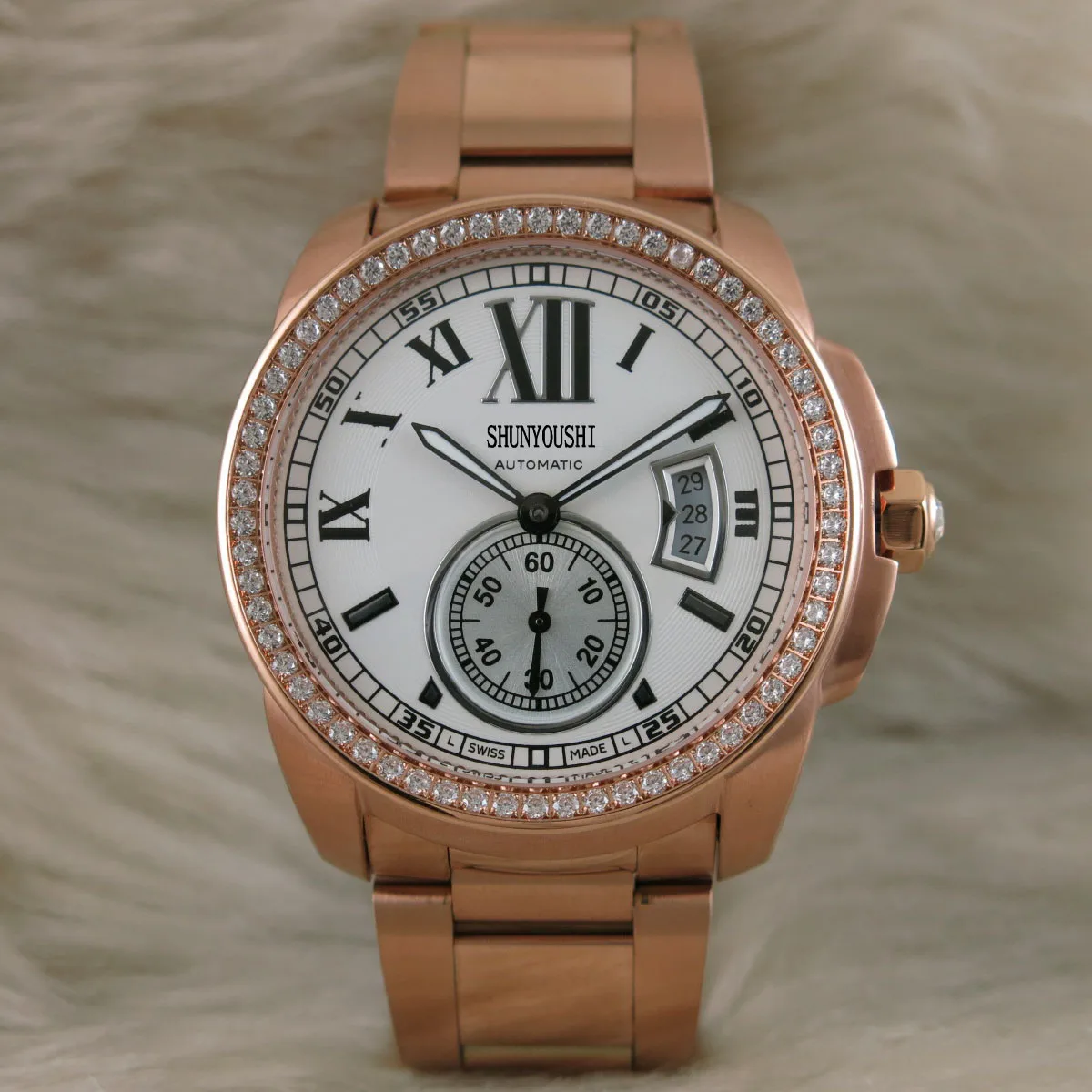 WG05335 Mens Watches Top Brand Runway Luxury European Design Automatic Mechanical Watch
WG05335 Mens Watches Top Brand Runway Luxury European Design Automatic Mechanical Watch