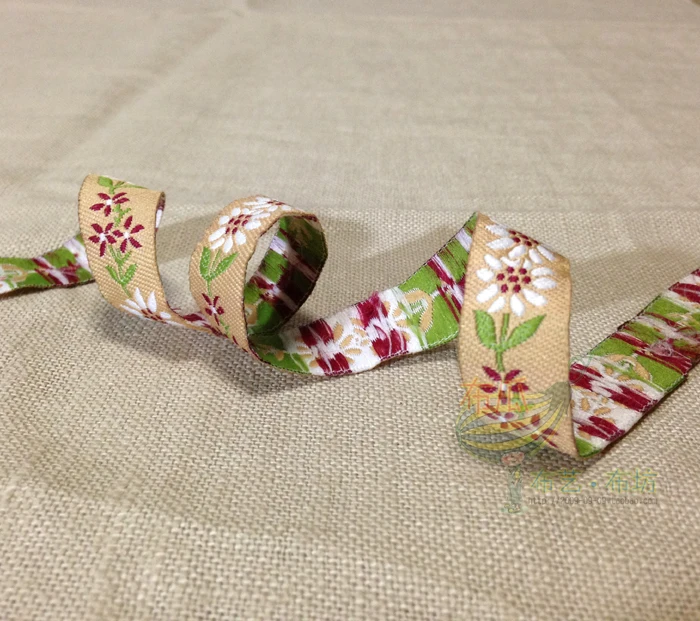 New Brown ribbon (15mm x 9M) National wind embroidered Polyester Woven Jacquard Ribbon DIY Accessories tape
New Brown ribbon (15mm x 9M) National wind embroidered Polyester Woven Jacquard Ribbon DIY Accessories tape