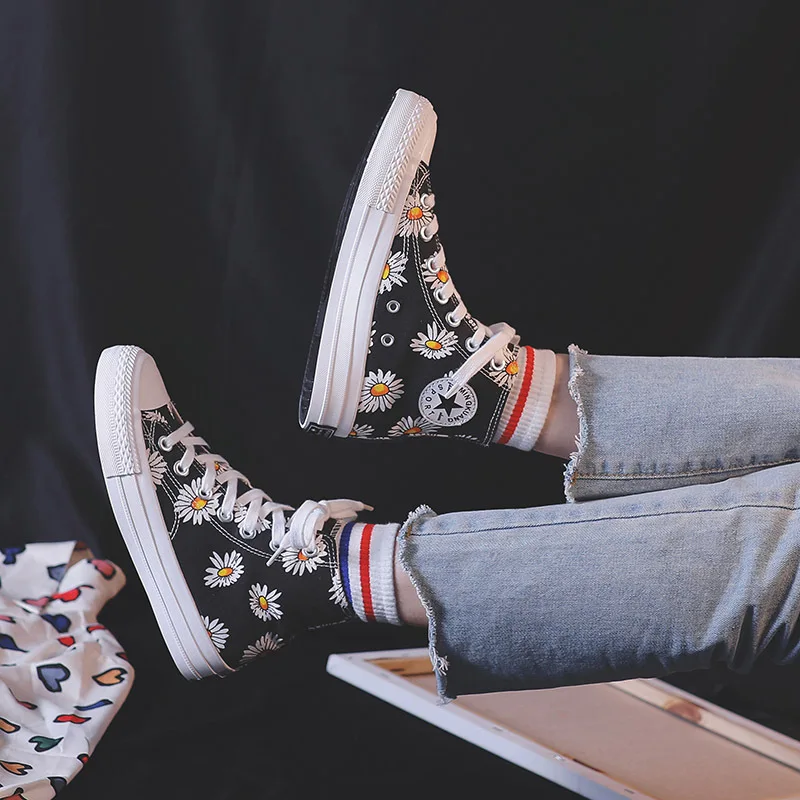 Summer Breathable Sneakers High Top Canvas shoes Women's casual shoes Lady Flower Letters Daisy Black Flat Vulcanize Shoes B071
Summer Breathable Sneakers High Top Canvas shoes Women's casual shoes Lady Flower Letters Daisy Black Flat Vulcanize Shoes B071
