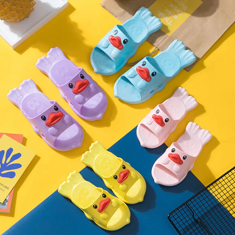 New Women Slippers Summer Sandals Lovely Yellow Duck Women Slippers With Platforms Flip Flops Beach Shoes Sandalias Mujer 2019
New Women Slippers Summer Sandals Lovely Yellow Duck Women Slippers With Platforms Flip Flops Beach Shoes Sandalias Mujer 2019