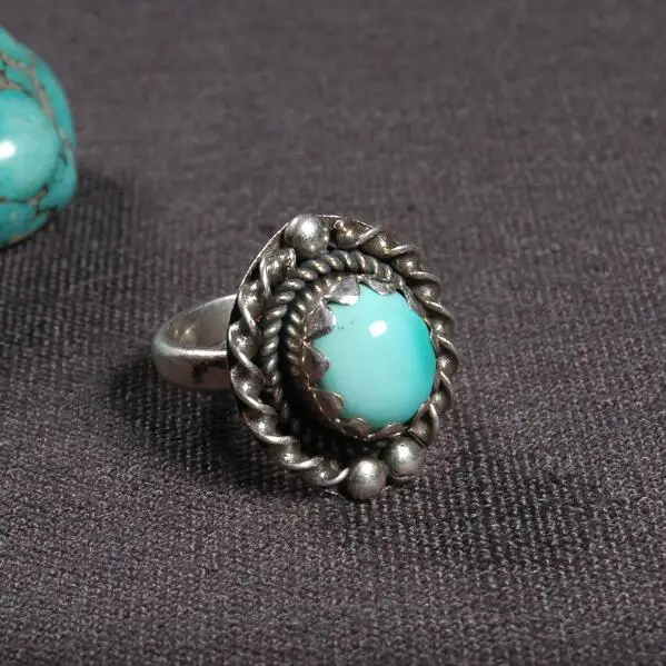 Handcrafted Nepalese 925 Silver Ring Tibetan 925 Sterling Silver Ring Bohemia Ring Resizable
Handcrafted Nepalese 925 Silver Ring Tibetan 925 Sterling Silver Ring Bohemia Ring Resizable