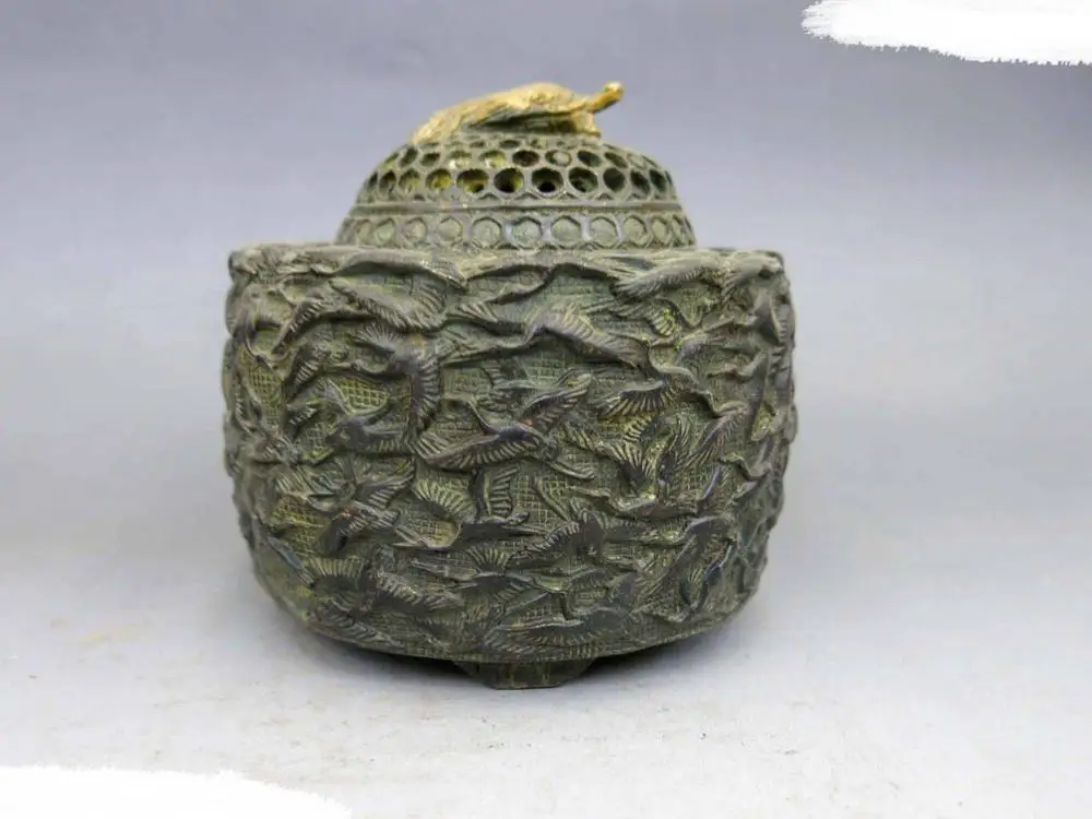 DS DS China bronze copper carved Turtle Crane Longevity censer Incense burner Statue
DS DS China bronze copper carved Turtle Crane Longevity censer Incense burner Statue