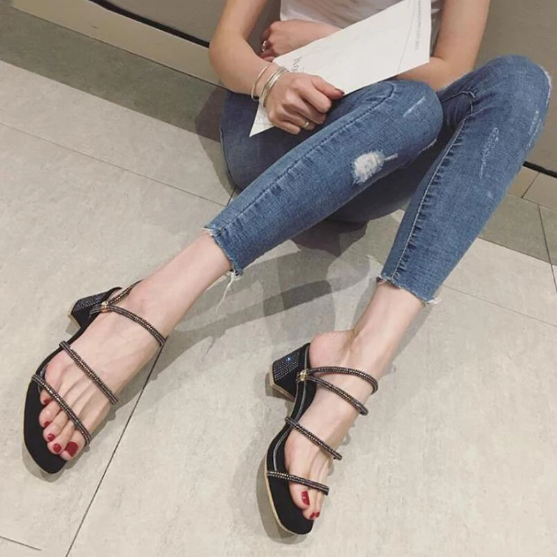 2019 New Arrival Summer High Heels Sandals Women Shoes Slip On Open Toe Black Fashion Super Shiny Rhinestone Design High Quality
2019 New Arrival Summer High Heels Sandals Women Shoes Slip On Open Toe Black Fashion Super Shiny Rhinestone Design High Quality