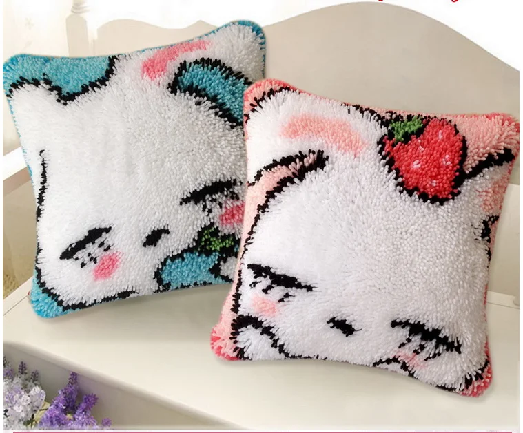 Hot Selling Friends of coarse wool carpet printing needle stitch pillow section embroidered pillow 3D cross stitch Blue Bunny
Hot Selling Friends of coarse wool carpet printing needle stitch pillow section embroidered pillow 3D cross stitch Blue Bunny