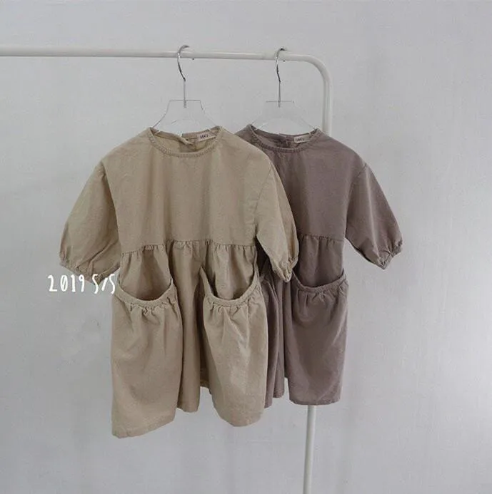 2019 Ins Japan South Korea Autumn Girls Cotton and Hemp Dress Girls Baby Big Pocket Long Sleeve Dress Mori Girl Kids Dress
2019 Ins Japan South Korea Autumn Girls Cotton and Hemp Dress Girls Baby Big Pocket Long Sleeve Dress Mori Girl Kids Dress
