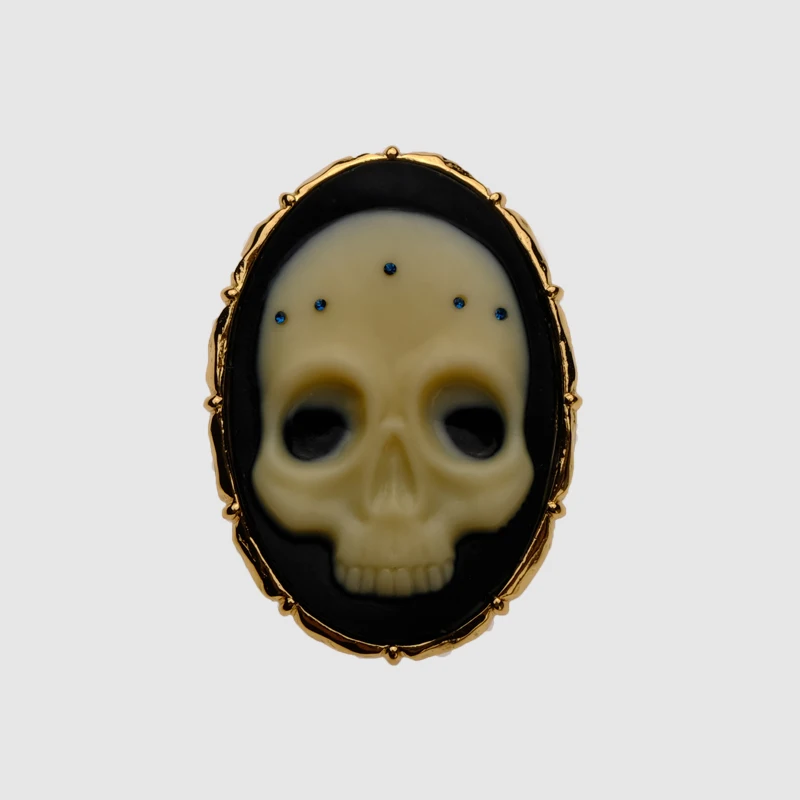 Amorita boutique design oval skeleton Brooches