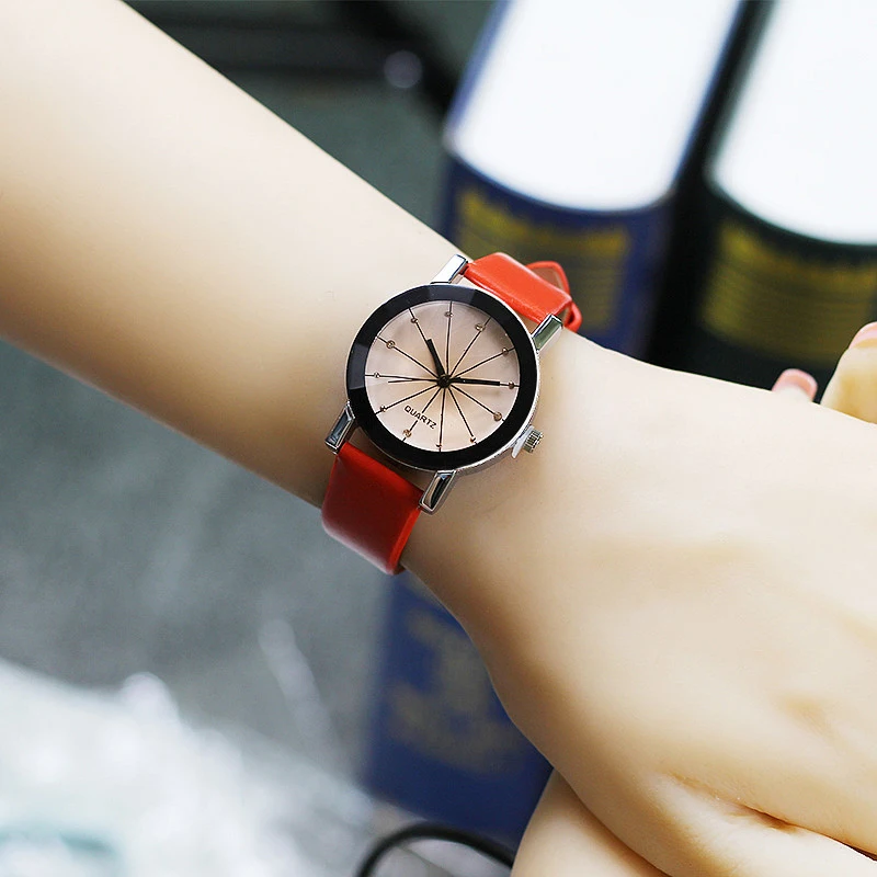 Brand Classic 6 Color Leather Women's Dress Clock Couple Watch Men Fashion Quartz Watches Sports Casual Wristwatch Reloj Mujer
Brand Classic 6 Color Leather Women's Dress Clock Couple Watch Men Fashion Quartz Watches Sports Casual Wristwatch Reloj Mujer