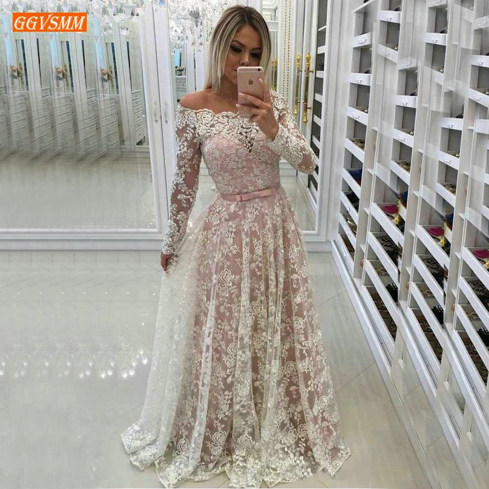 Boho Lace Prom Dresses Long Sleeves Women vestidos de gala Banquet Off Shoulder A-line Prom Gowns 2020 платье Beach Formal Dress
Boho Lace Prom Dresses Long Sleeves Women vestidos de gala Banquet Off Shoulder A-line Prom Gowns 2020 платье Beach Formal Dress
