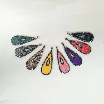 5pcs Natural Manta Ray Fish Skin pendant,Pave Crystal rhinestone Leather charms For DIY Necklace earrings Jewelry Making PD434
5pcs Natural Manta Ray Fish Skin pendant,Pave Crystal rhinestone Leather charms For DIY Necklace earrings Jewelry Making PD434