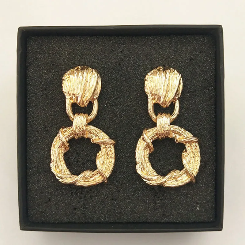 Fashion Geometric Big Drop Statement Earrings for Women Punk Cool Vintage Silver Gold Earrings Gifts Luxury Jewelry bijoux
Fashion Geometric Big Drop Statement Earrings for Women Punk Cool Vintage Silver Gold Earrings Gifts Luxury Jewelry bijoux