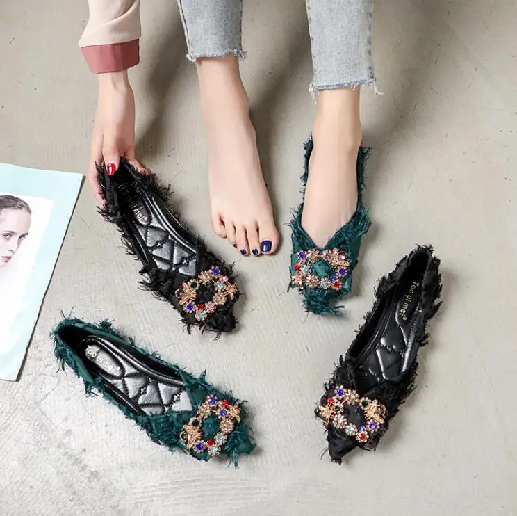 High Quality Women Shoes Woman Flat Shoes Fashion Rhinestone 2019 Autumn Rhinestone Pointed Flat Shoes Soft Bottom Shoes P35
High Quality Women Shoes Woman Flat Shoes Fashion Rhinestone 2019 Autumn Rhinestone Pointed Flat Shoes Soft Bottom Shoes P35