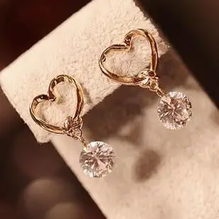 2018 New Fashion Crystal Earrings for Women Pearl Women Branch Shell Pearl Flower Stud Earrings Female
2018 New Fashion Crystal Earrings for Women Pearl Women Branch Shell Pearl Flower Stud Earrings Female