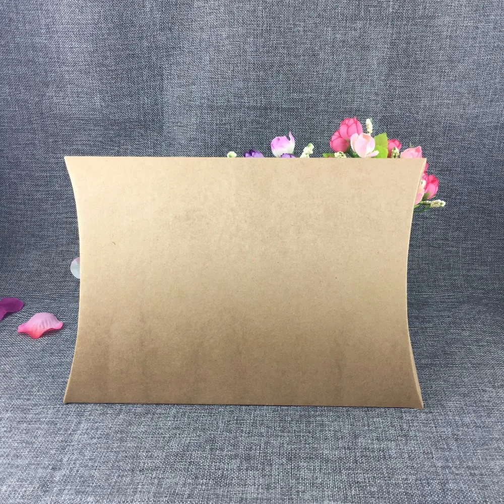 10pcs Big Size Kraft Paper Gift Box Blank Pillow Box Shape Wedding Favor Party Decor Christmas Gift Clothes Packaging Box
10pcs Big Size Kraft Paper Gift Box Blank Pillow Box Shape Wedding Favor Party Decor Christmas Gift Clothes Packaging Box