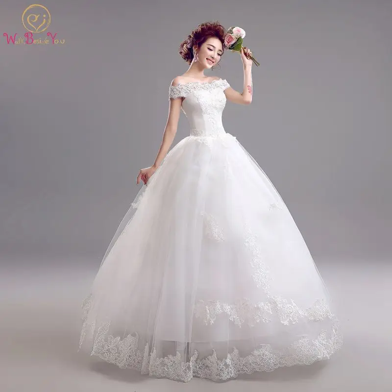 Cheap Vestido Noiva Longo High Quality Wedding Dresses Lace Off the Shoulder Boat Neckline Floor Length Bridal Gown Stock
Cheap Vestido Noiva Longo High Quality Wedding Dresses Lace Off the Shoulder Boat Neckline Floor Length Bridal Gown Stock