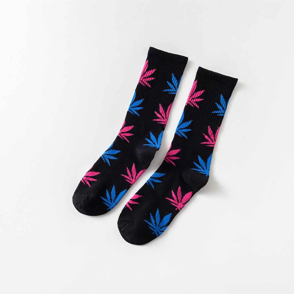 Fashion-1Pair-comfortable-high-quality-cotton-socks-hemp-leaf-maple-leaves-casual-long-weed-crew-socks(13)