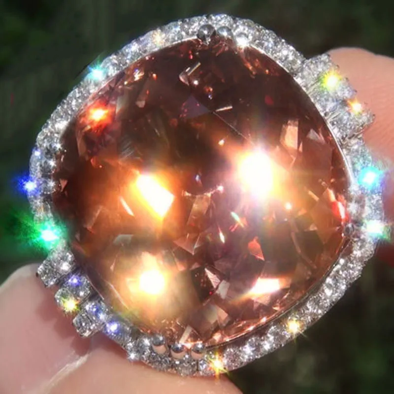 Hot Sale Exaggerated Orange Zircon Ring for Women Luxury Geometric Square Stone Ring Party Jewelry Female Anel Z4X741
Hot Sale Exaggerated Orange Zircon Ring for Women Luxury Geometric Square Stone Ring Party Jewelry Female Anel Z4X741