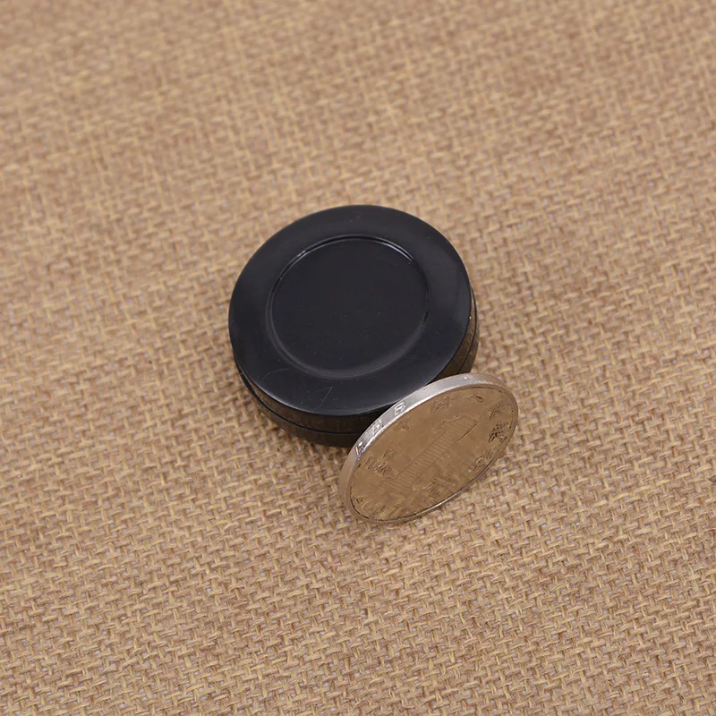 Coins Disappear Device Flying Money Not Seen Magic Show Magic Props Close-Up Magic Tricks Classic Toys
Coins Disappear Device Flying Money Not Seen Magic Show Magic Props Close-Up Magic Tricks Classic Toys