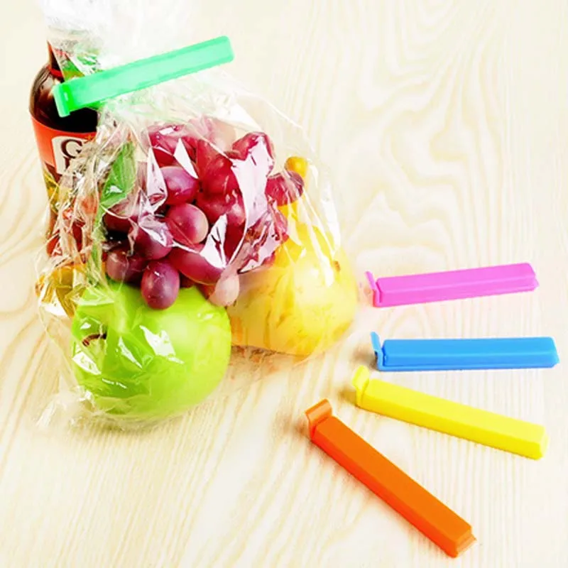 5PCS/Lot Tools Random Color Hot Recyclable Students Kids Kitchen Sealing Clips Snack Bag Sealer Food Refreshening
5PCS/Lot Tools Random Color Hot Recyclable Students Kids Kitchen Sealing Clips Snack Bag Sealer Food Refreshening