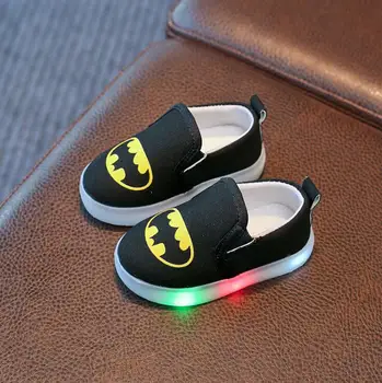 Spring Autumn Children's Luminous Sneakers Kids Led Shoes Batman Girls Boys Sport Shoes With LED Light Running Shoes
Spring Autumn Children's Luminous Sneakers Kids Led Shoes Batman Girls Boys Sport Shoes With LED Light Running Shoes