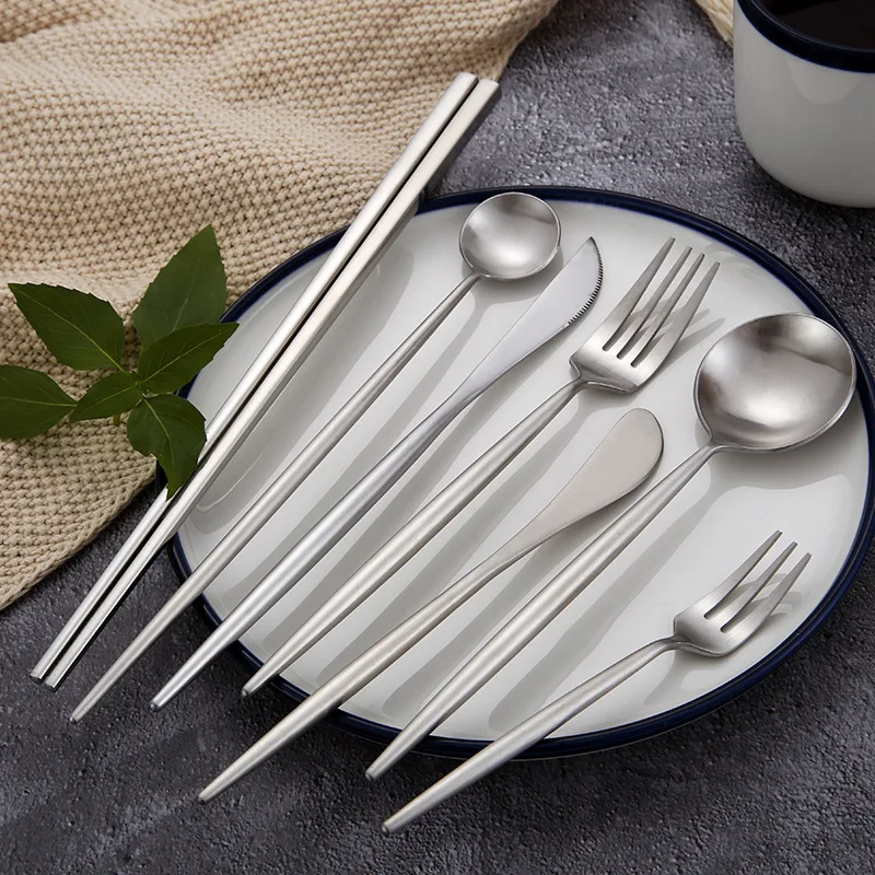Luxury Silver Matte Cutlery Set of 304 Stainless Steel Knives Forks Tablespoons Top Quality Japanese Style Dinnerware Sets
Luxury Silver Matte Cutlery Set of 304 Stainless Steel Knives Forks Tablespoons Top Quality Japanese Style Dinnerware Sets