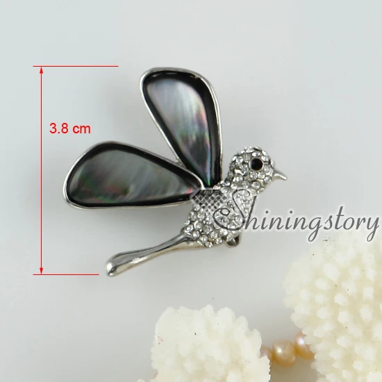 white oyster shell pink oyster shell rainbow abalone shell Penguin Oyster Shell rhinestone bird brooch Cheap china jewelry
white oyster shell pink oyster shell rainbow abalone shell Penguin Oyster Shell rhinestone bird brooch Cheap china jewelry