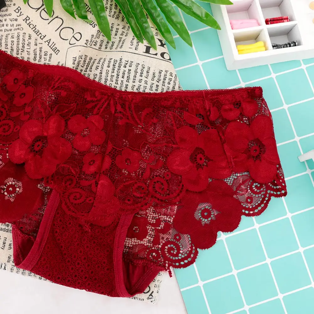 Hot sale! women sexy lace panties seamless Polyester breathable Hollow briefs Plus Size Female underwear
Hot sale! women sexy lace panties seamless Polyester breathable Hollow briefs Plus Size Female underwear