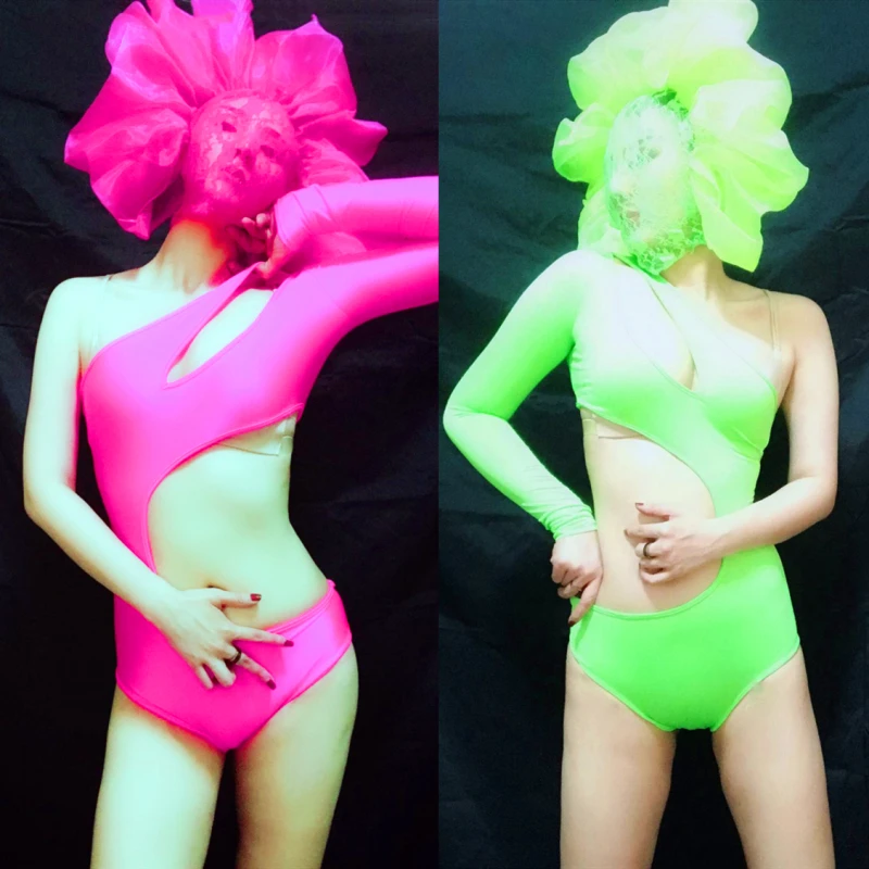 new sexy nightclub girl singer DS fluorescent performance bar gogo party lace mask Costume for woman freeshipping
new sexy nightclub girl singer DS fluorescent performance bar gogo party lace mask Costume for woman freeshipping