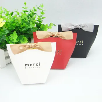 100pcs/50pcs/30pcs Upscale Black White Bronzing "Merci" Thank You Candy Box Wedding Decor Gift Box baby shower Guests Gift Bags
100pcs/50pcs/30pcs Upscale Black White Bronzing "Merci" Thank You Candy Box Wedding Decor Gift Box baby shower Guests Gift Bags