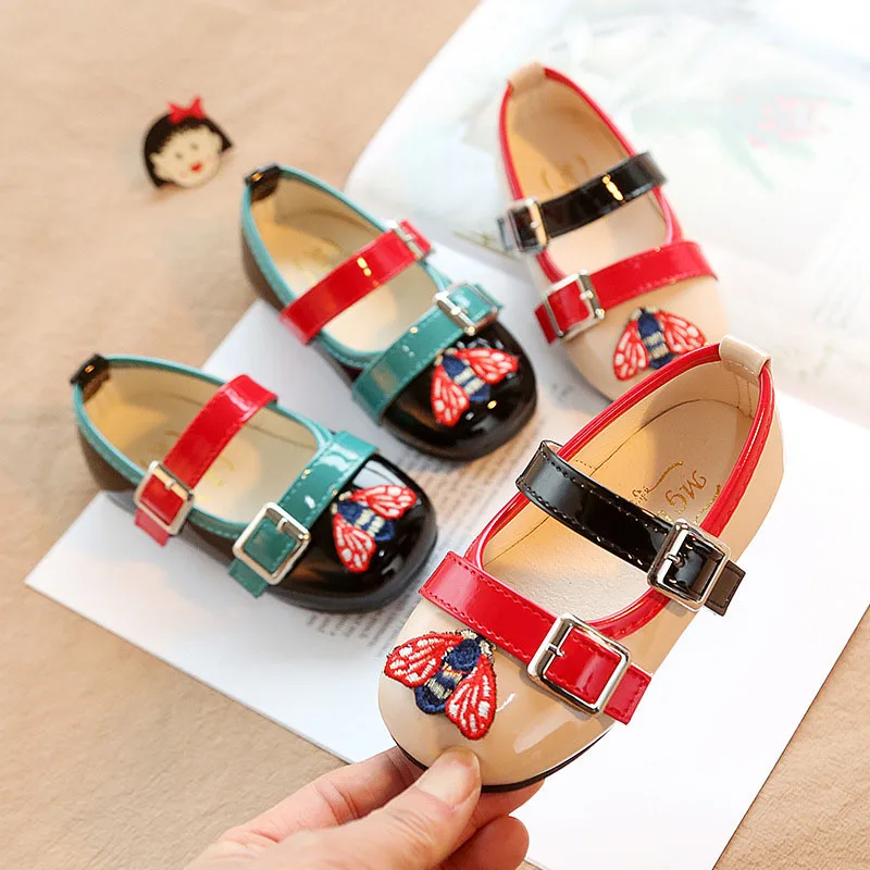 New Kids Baby Bee Shoes Children Wedding Party Dress Princess Leather Shoes Girls Dance Shoes Toddler Flat Shoes Soft comfort
New Kids Baby Bee Shoes Children Wedding Party Dress Princess Leather Shoes Girls Dance Shoes Toddler Flat Shoes Soft comfort