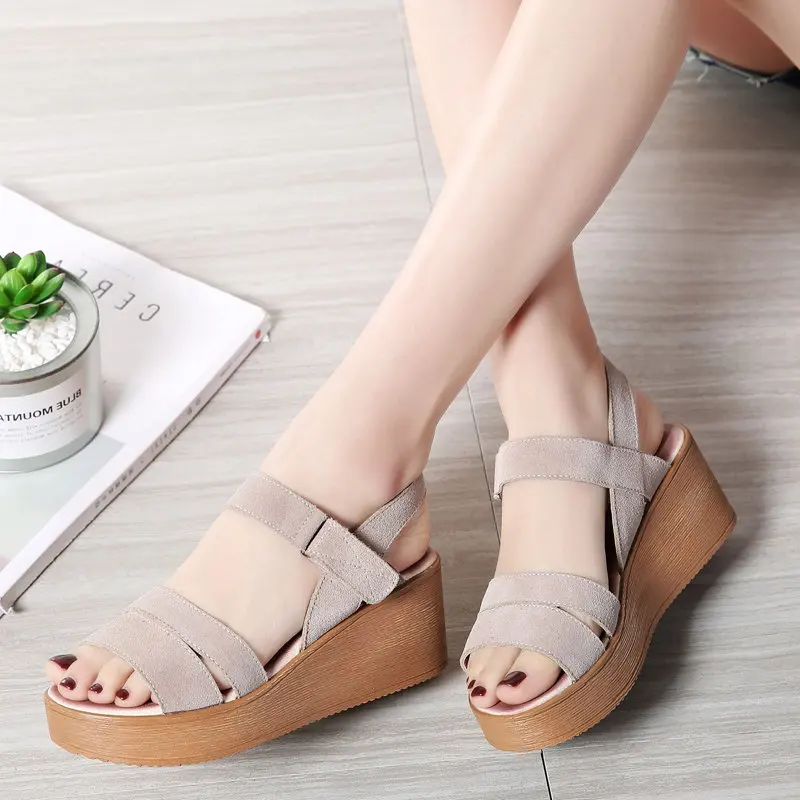 TOURSH 2018 Gladiator Women Sandals Suede Leather Wedges Thick Heel Flat Shoes Roman Sandals Mujer Ladies Flip Flops Footwear
TOURSH 2018 Gladiator Women Sandals Suede Leather Wedges Thick Heel Flat Shoes Roman Sandals Mujer Ladies Flip Flops Footwear